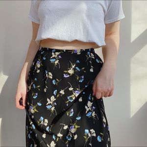Vintage Floral maxi skirt black blue